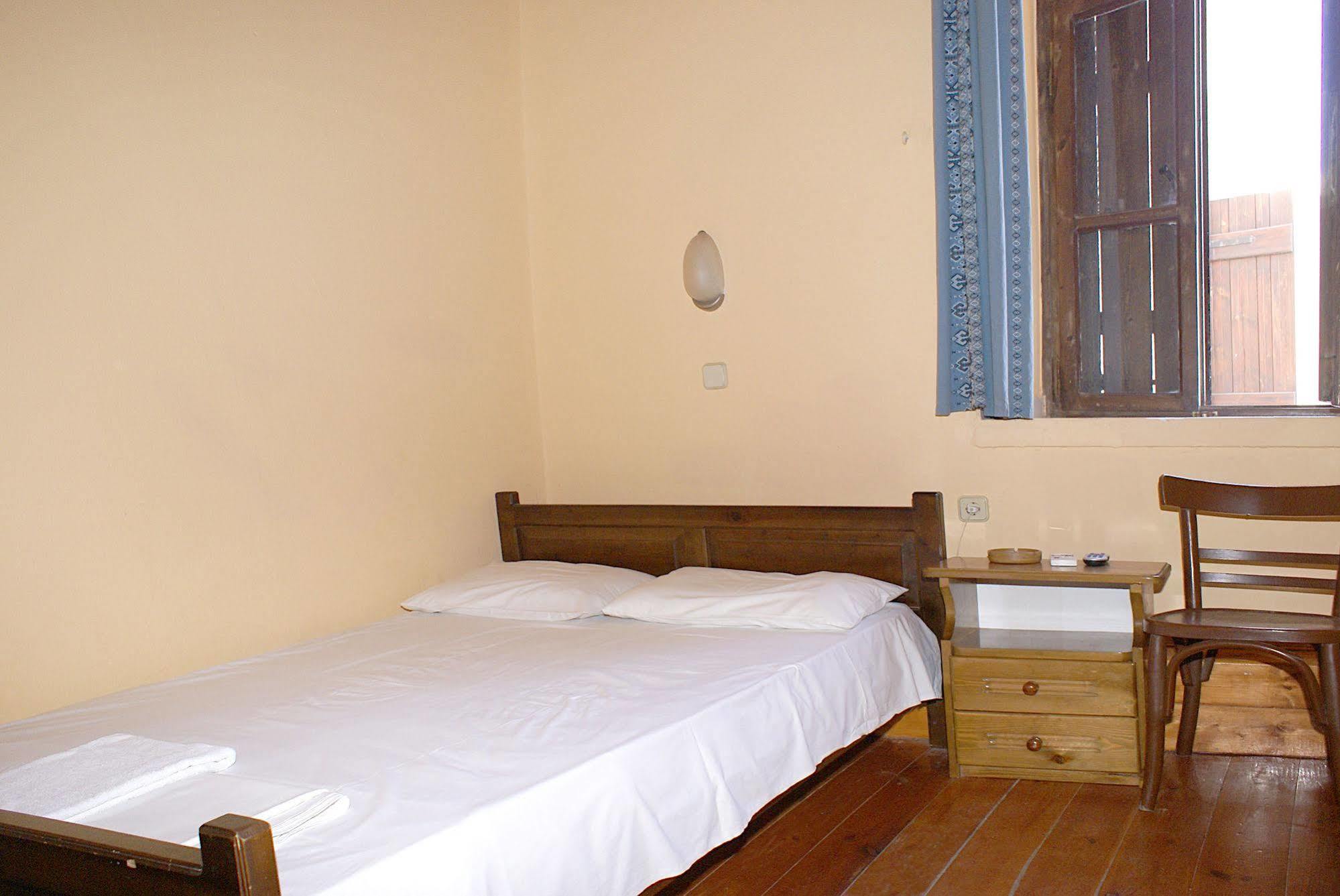 Kydonia Rooms Ханья Экстерьер фото
